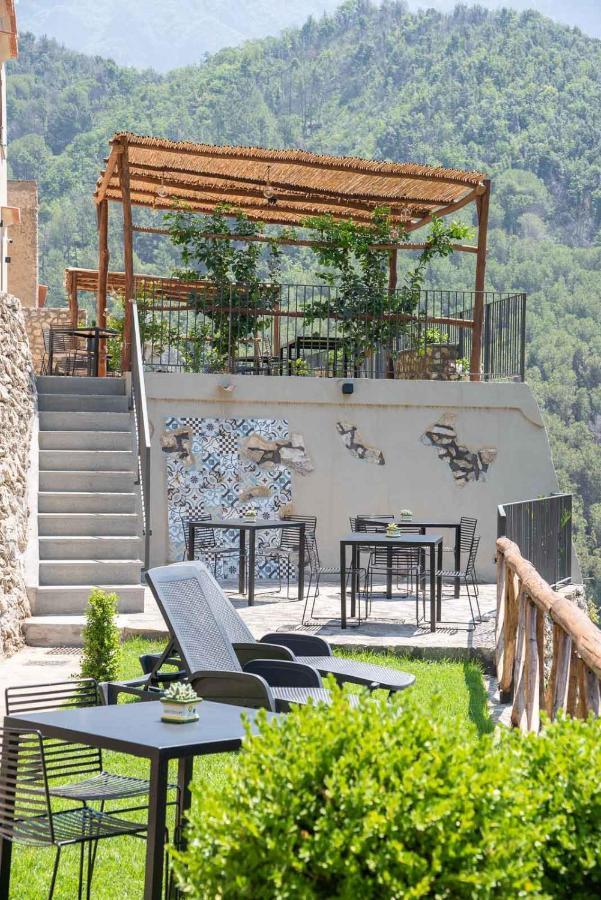 Il Giardino Dorato Villa ไมยอรี ภายนอก รูปภาพ