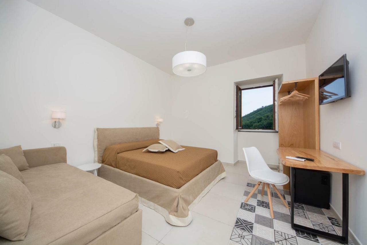 Il Giardino Dorato Villa ไมยอรี ภายนอก รูปภาพ